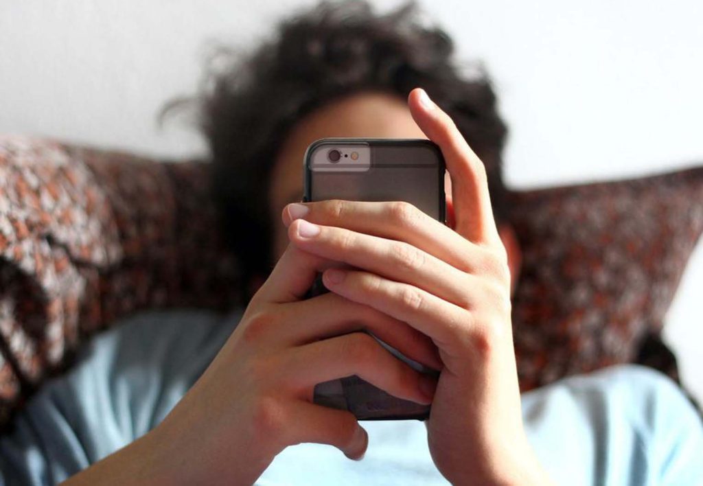 Handy richtig halten – Wie benutzen wir unser Smartphone?